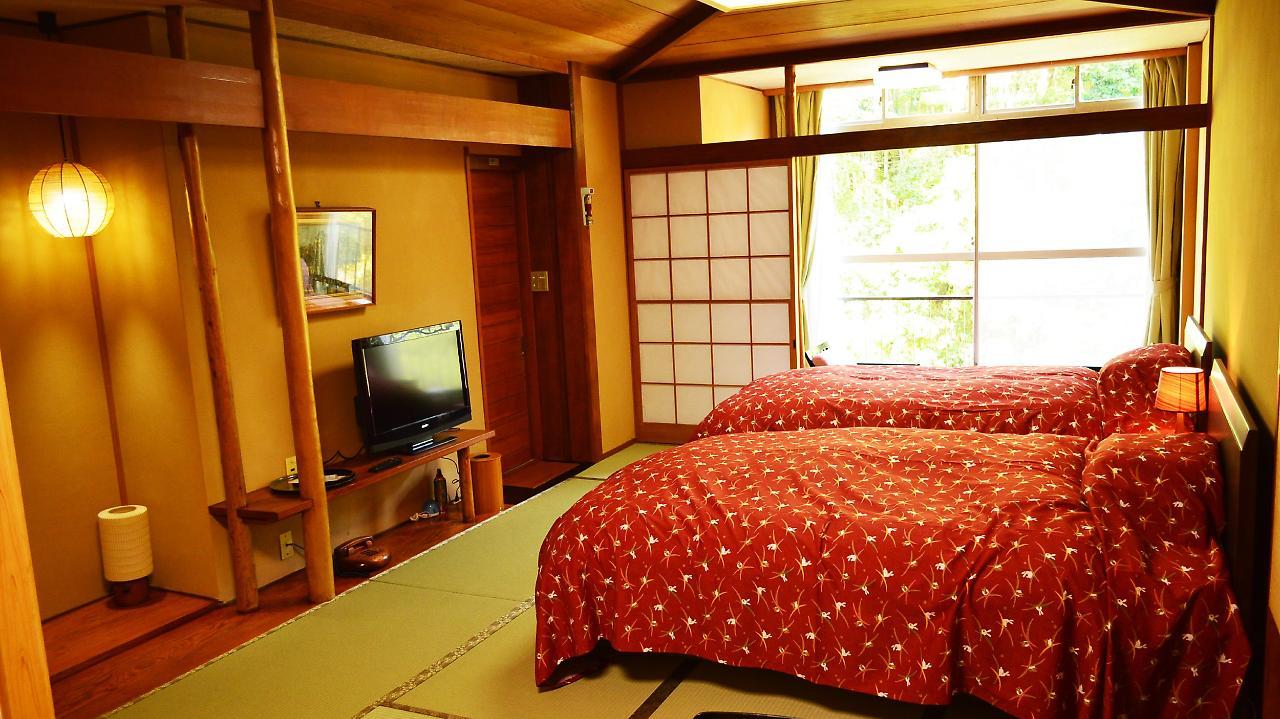 Yugashima Tatsuta Hotell Izu  Exteriör bild